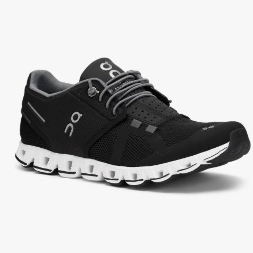 On Cloud 7.5 Running Shoe